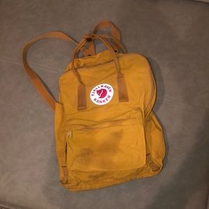 ✨FJALLRAVEN KANKEN BACKPACK✨